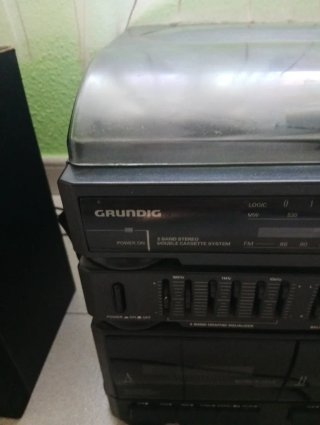 Minicadena grunding CC210 Vintage Tocadiscos Negro