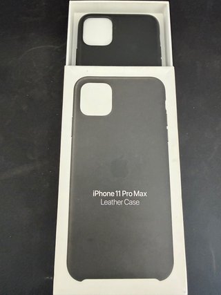 Custodia iPhone 11 Pro Max in pelle nera Apple