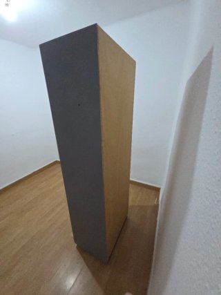 Armario gris de madera 40,5×61,5×180 cm