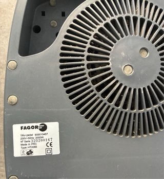 Calefactor Fagor TRV-240 M Eléctrico