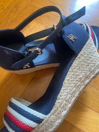 Sandalias cuña Tommy Hilfiger Talla 41