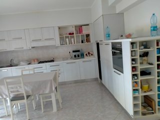 Cucina completa bianca