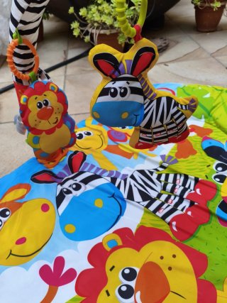 Gimnasio actividades bebé Bright Starts