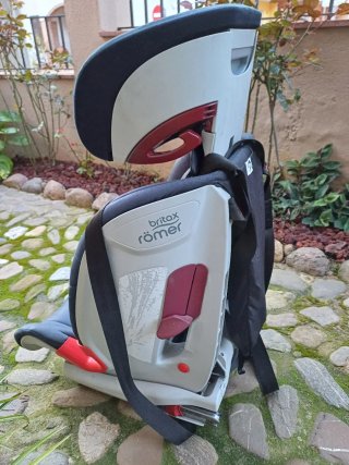 Silla coche Britax Römer niño