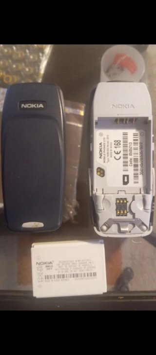 Nokia 3310 + Caricabatterie