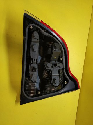 PILOTO TRASERO DERECHO VOLVO S60 BERLINA