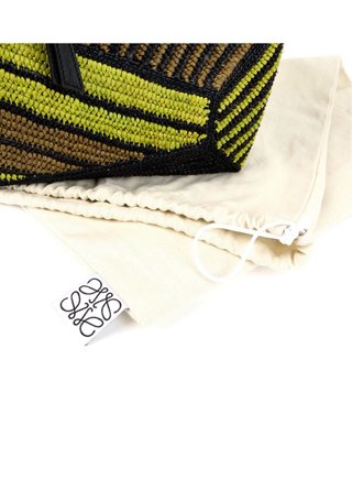 Bolso Loewe Puzzle Raffia Marrón y Verde
