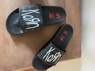 Adidas Korn Adilette IH3753 42 2/3 EU NUEVAS