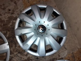 Tapacubos originales VW Candy (4 unidades)