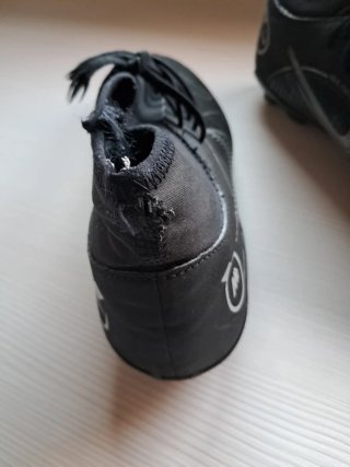 Botas de fútbol Nike negras