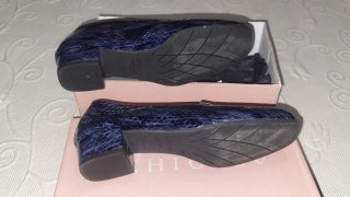 Zapatos de tacón azul marino talla 38