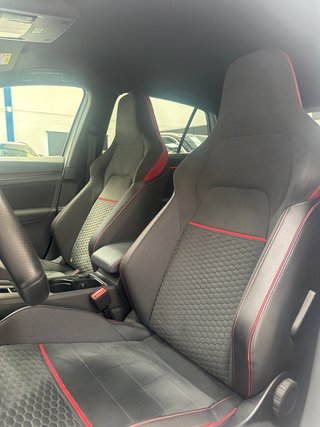Volkswagen Golf GTI ClubSport 2021
