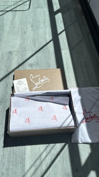Christian Louboutin Louis Junior Orlato