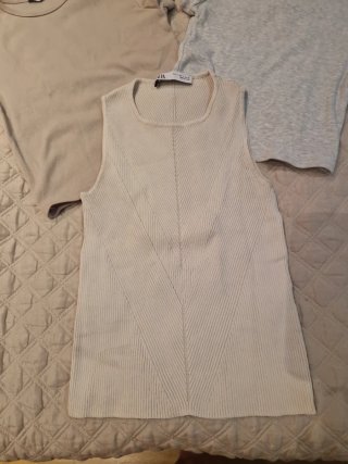Pack 3 Camisetas XS/S Bershka y Zara
