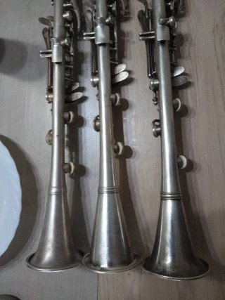 3 Clarinetes Metálicos Vintage