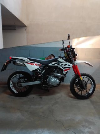 Rieju MRT 125 Supermotard