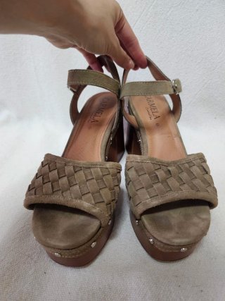 Sandalias Carmela Talla 38 Tacón Cuña