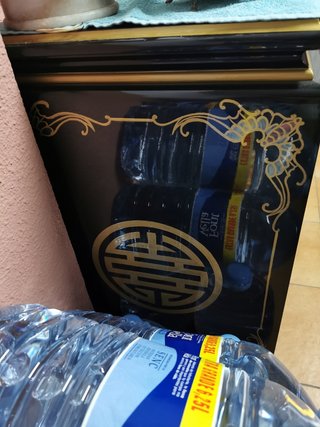 Mueble Asia Negro y Dorado