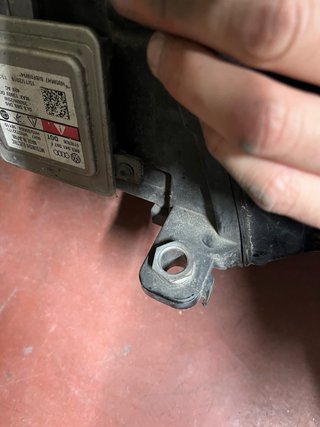 Faro xenon izquerdo VW Caddy mk4 2k
