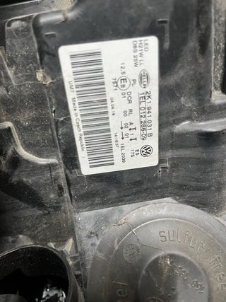 Faro xenon izquerdo VW Caddy mk4 2k