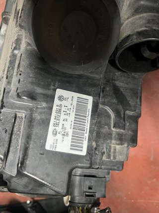 Faro xenon izquerdo VW Caddy mk4 2k