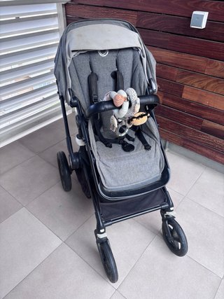 Silla de paseo  y capazo Bugaboo Fox 2