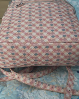 Mochila Parfois juvenil con etiqueta