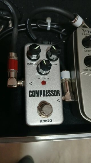 Pedalera Stagg para bajo.