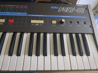 Korg Poly 61 Sintetizador