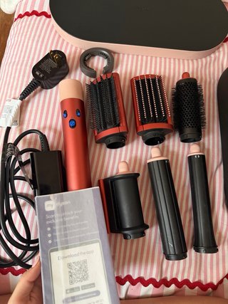 Dyson Airwrap con accesorios 120V de EEUU