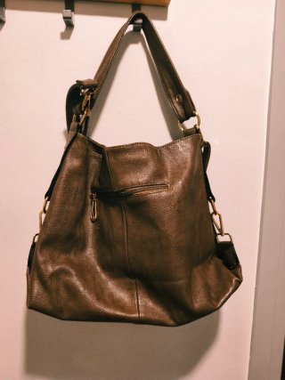 Bolso de hombro o bandolera marrón
