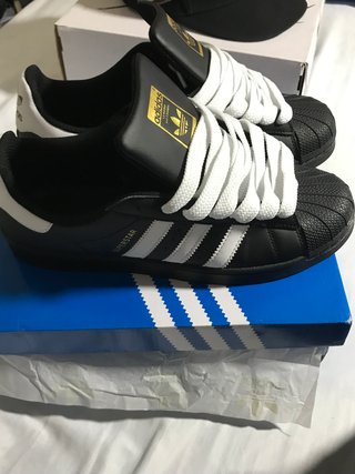 Zapatillas Adidas Superstar Negras y Blancas