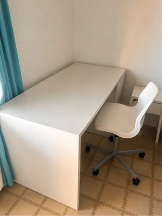 Escritorio blanco moderno