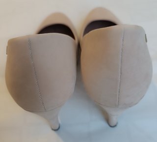 Zapatos de tacón Maria Mare beige