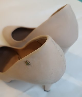 Zapatos de tacón Maria Mare beige
