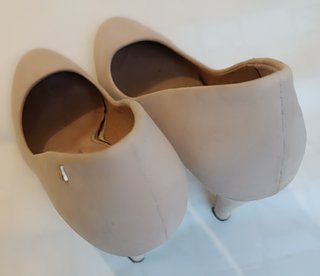 Zapatos de tacón Maria Mare beige