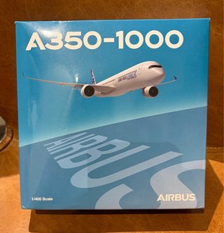 Maqueta Airbus A350-1000 Escala 1/400