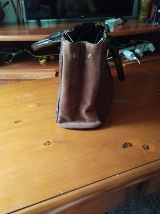 Bolso de piel marrón