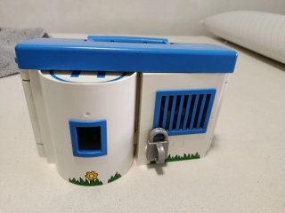 Playmobil estación de policía y figuras