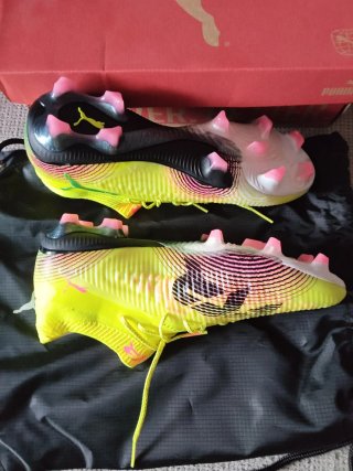 Botas de fútbol Puma Future Amarillas gama alta 42