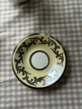 Juego Tazas Café y Tetera Oro/Plata