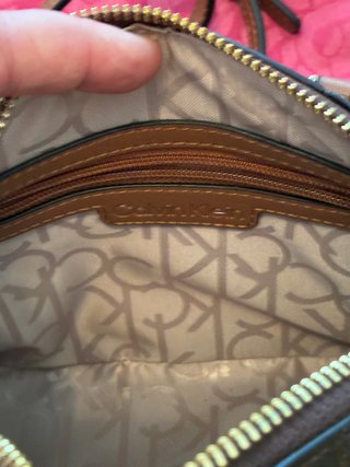 Bolso Calvin Klein Marrón Logo Barril Correa