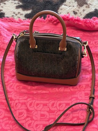 Bolso Calvin Klein Marrón Logo Barril Correa