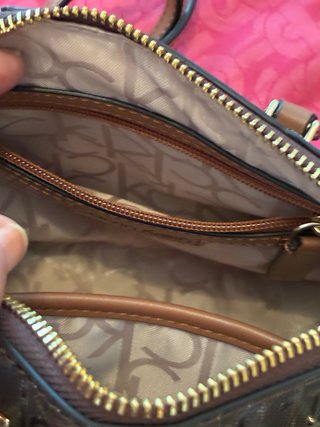 Bolso Calvin Klein Marrón Logo Barril Correa