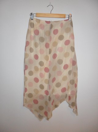 Conjunto de falda y top de lunares, 38