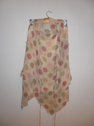 Conjunto de falda y top de lunares, 38