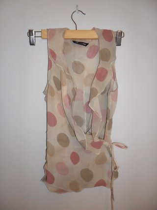 Conjunto de falda y top de lunares, 38