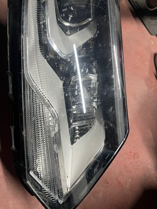 Faro derecho xenon VW Tiguan 5N led