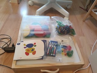 Caja de luz y complementos educativos