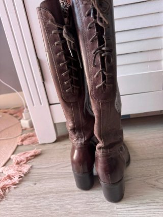 Botas de piel Nero Giardini marrones